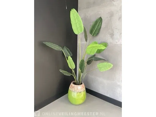 Kunstplant in pot - afbeelding 1 van  3