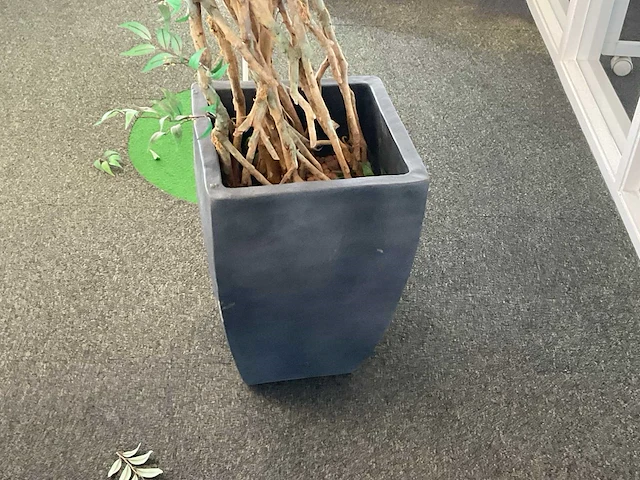 Kunstplant met pot - afbeelding 3 van  3