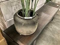 Kunstplant met pot - afbeelding 2 van  2