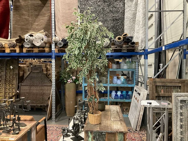 Kunstplant met pot - afbeelding 1 van  2