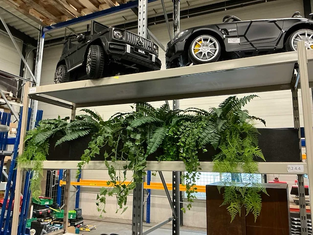Kunstplanten met bakken (4x) - afbeelding 1 van  3