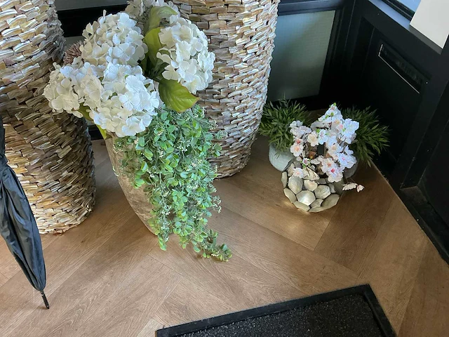 Kunstplanten met pot (5x) - afbeelding 2 van  8