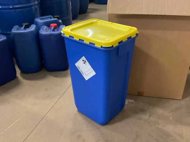 Kunststof afvalcontainer (10x) - afbeelding 3 van  3