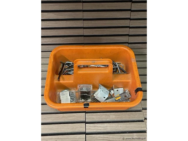 Kunststof bak incl. bevestigingsmaterialen - afbeelding 1 van  2