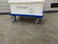 Kunststof bakken op trolley (6x) - afbeelding 6 van  6