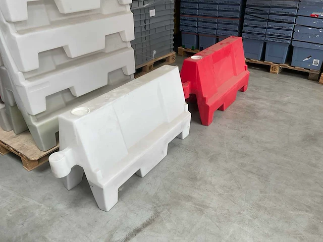 Kunststof barrier (55x) - afbeelding 2 van  6