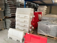 Kunststof barrier (55x) - afbeelding 5 van  6