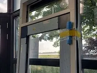 Kunststof deur met kozijn - afbeelding 7 van  8