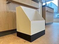 Kunststof display - afbeelding 2 van  4