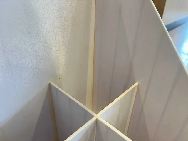 Kunststof display - afbeelding 4 van  4