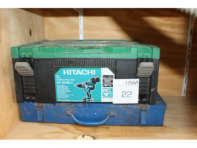 Kunststof en metalen gereedschapskisten waaronder hitachi. - afbeelding 1 van  1