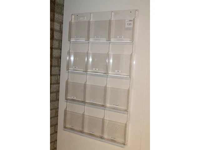 Kunststof folderrek. afmeting 77 x 126 cm met 12 vakken. - afbeelding 2 van  2