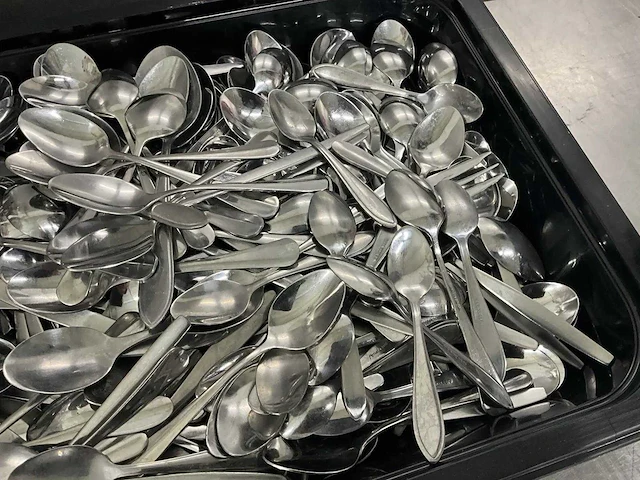 Kunststof gastronormbak met lepels - afbeelding 4 van  4