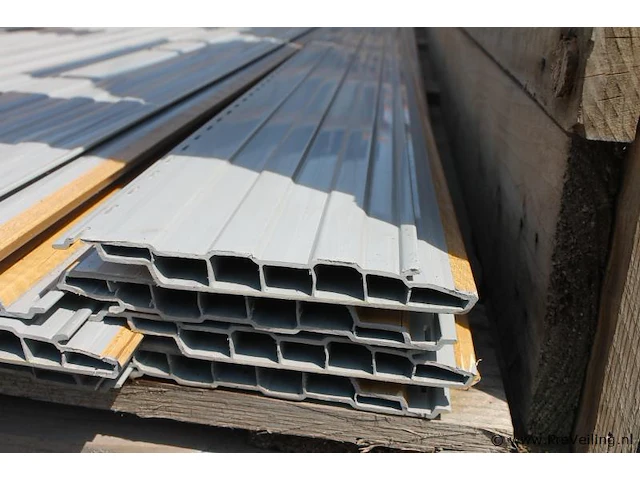 Kunststof gevelpanelen - 600x17,5x2 cm - 18 stuks - afbeelding 3 van  3