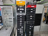 Kunststof krat (32x) - afbeelding 1 van  3