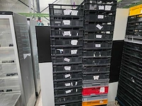 Kunststof krat (32x) - afbeelding 1 van  3