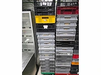 Kunststof krat (32x) - afbeelding 2 van  3