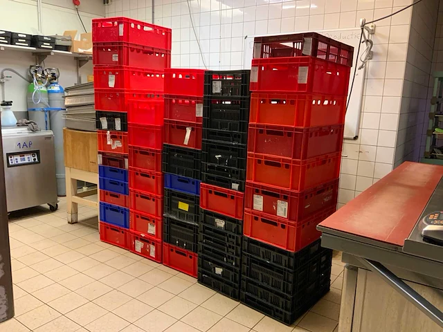 Kunststof kratten (50x) - afbeelding 1 van  7