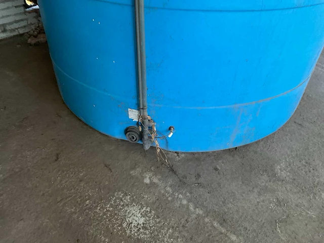 Kunststof opslagtank 5000 liter - afbeelding 8 van  13