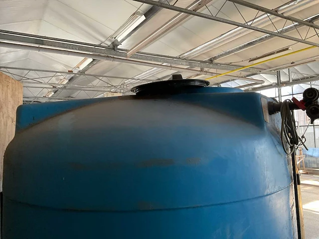 Kunststof opslagtank 5000 liter - afbeelding 12 van  13