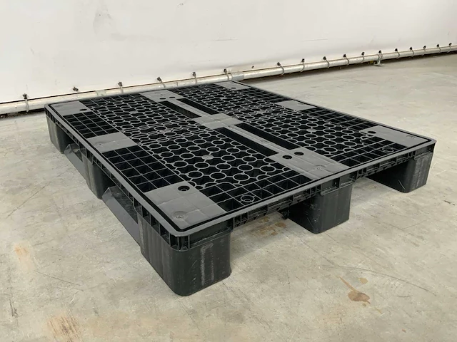 Kunststof pallet 1200x1000x160mm (24x) - afbeelding 1 van  4