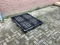 Kunststof pallet (15x) - afbeelding 1 van  3