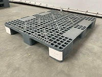 Kunststof pallet - afbeelding 3 van  5