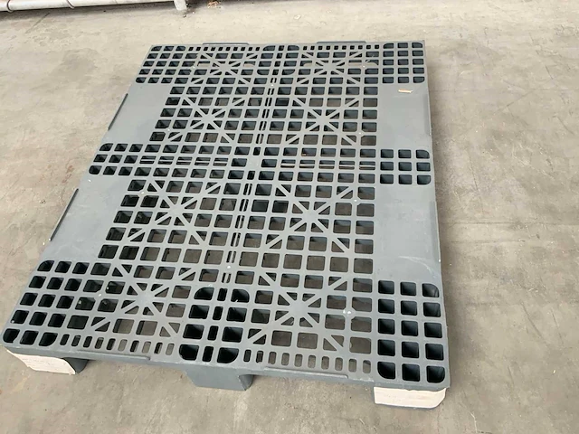 Kunststof pallet - afbeelding 4 van  5