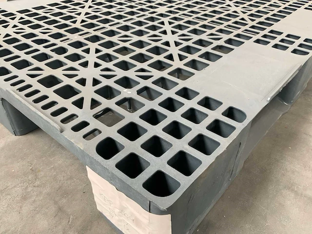 Kunststof pallet - afbeelding 5 van  5