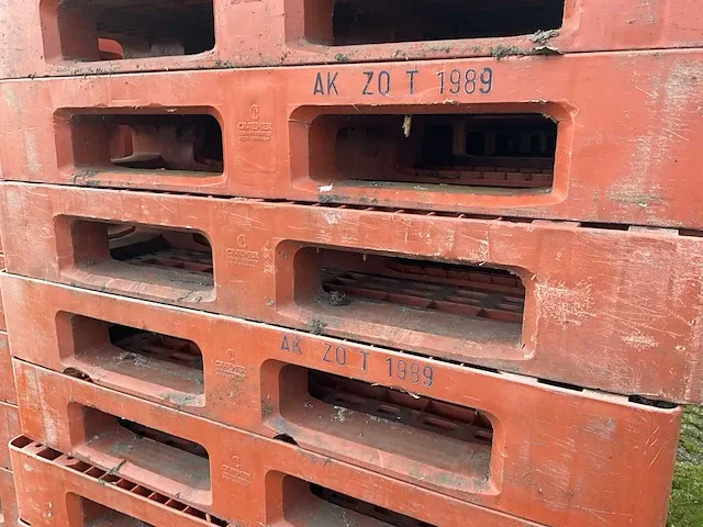 Kunststof pallets 80x120x18cm (118x) - afbeelding 4 van  4