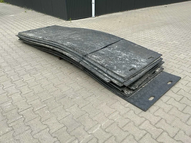 Kunststof rijplaat (13x) - afbeelding 1 van  6