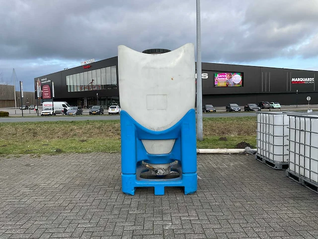 Kunststof silo - afbeelding 2 van  6