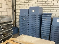 Kunststof stapelbak (27x) - afbeelding 1 van  6