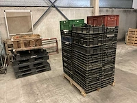 Kunststof stapelkratten en blokpallets - afbeelding 1 van  5