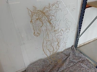 Kunstwerk op glas " wild horse " jonathan antony barber - afbeelding 2 van  6