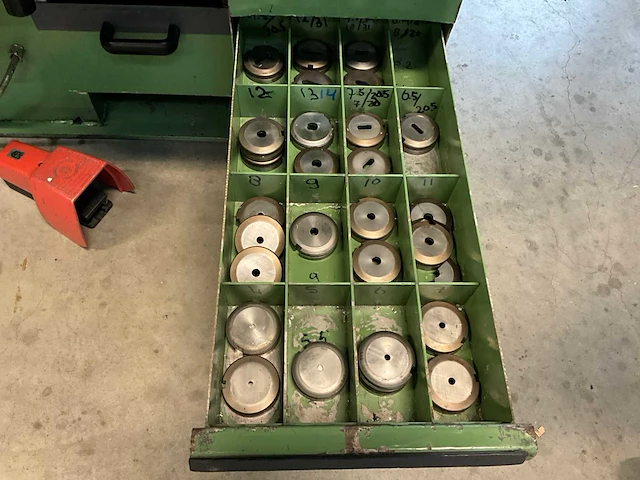 Kunz kst20/450 ponsmachine - afbeelding 4 van  21