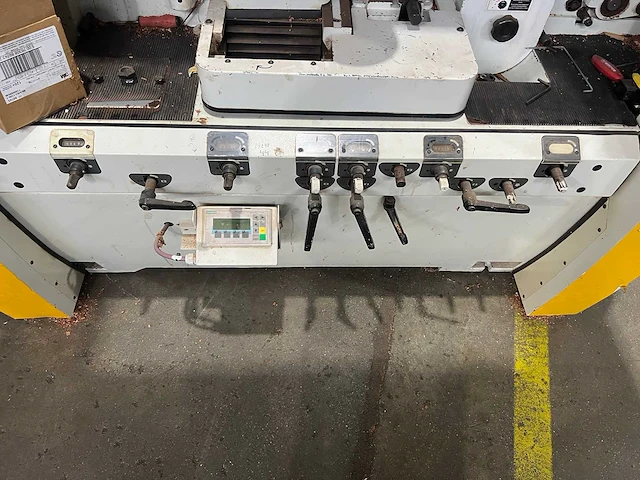 Kuper - swt 23 xl-5 - vierzijdige profileer- en schaafmachine - 2009 - afbeelding 2 van  19