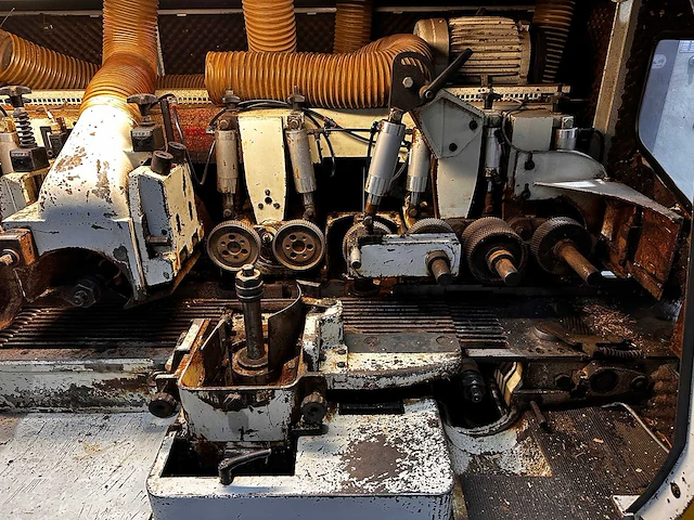 Kuper - swt 23 xl-6 - vierzijdige profileer- en schaafmachine - 2006 - afbeelding 19 van  23