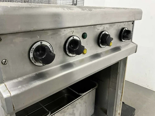 Küppersbusch - elektrische friteuse - afbeelding 6 van  9