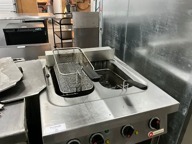 Küppersbusch friteuse - afbeelding 2 van  5