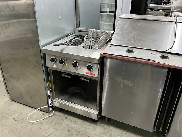 Küppersbusch oef224 dubbele friteuse - afbeelding 1 van  10