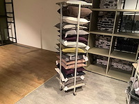 Kussenkar voorzien van kussens - afbeelding 1 van  8