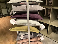 Kussenkar voorzien van kussens - afbeelding 6 van  8