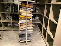 Kussenkar voorzien van kussens - afbeelding 3 van  7