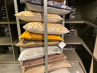 Kussenkar voorzien van kussens - afbeelding 5 van  7