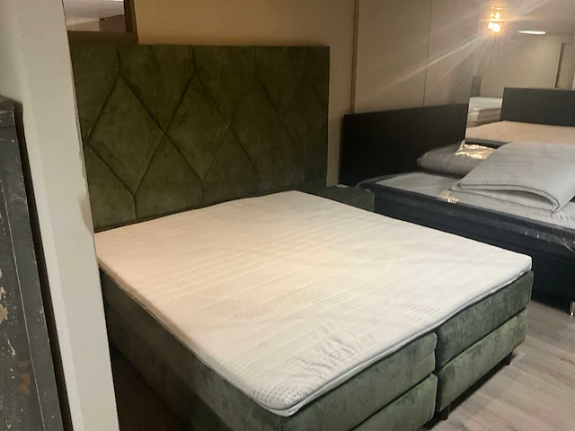 Kusters (180x200) boxspring - afbeelding 3 van  8