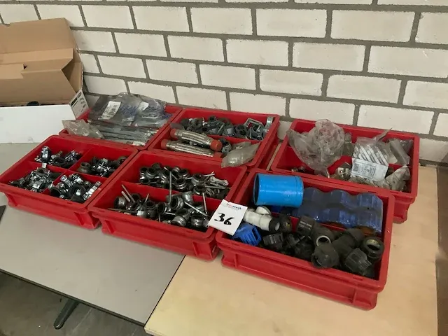 Kuststof bak gevuld - afbeelding 1 van  6