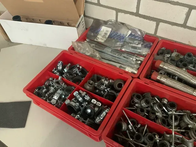 Kuststof bak gevuld - afbeelding 4 van  6