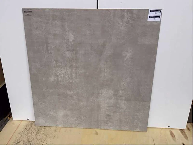 Kutahya alaska grey gepolijst vloertegel 80x80 cm 122,88 m² - afbeelding 1 van  3