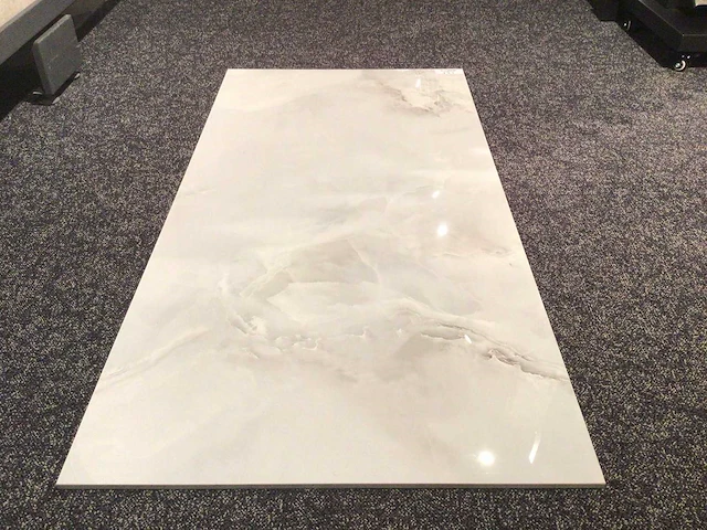 Kutahya marea white gepolijst vloertegel 60x120 cm 60,48 m² - afbeelding 1 van  9